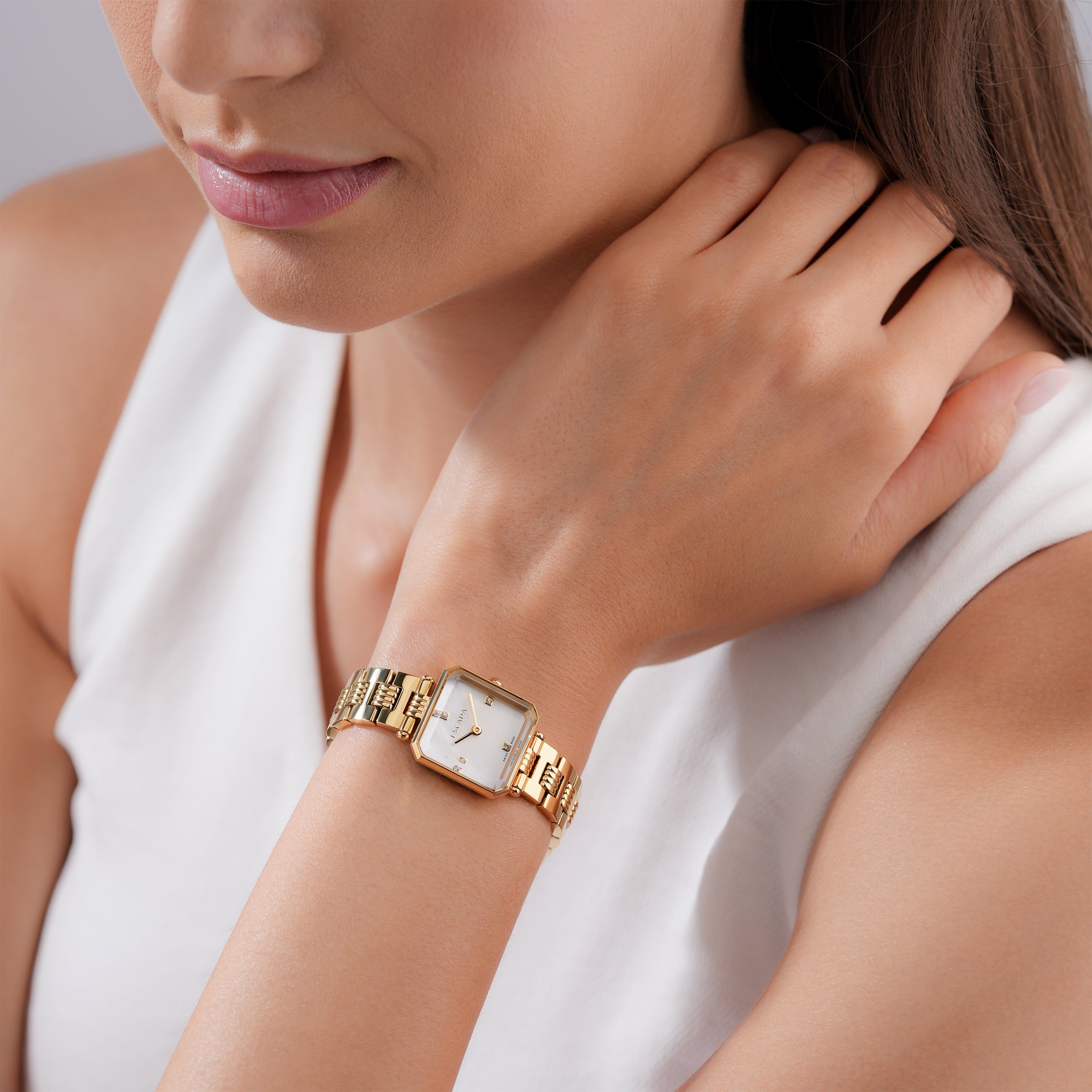 Ava Women's Analog Watch