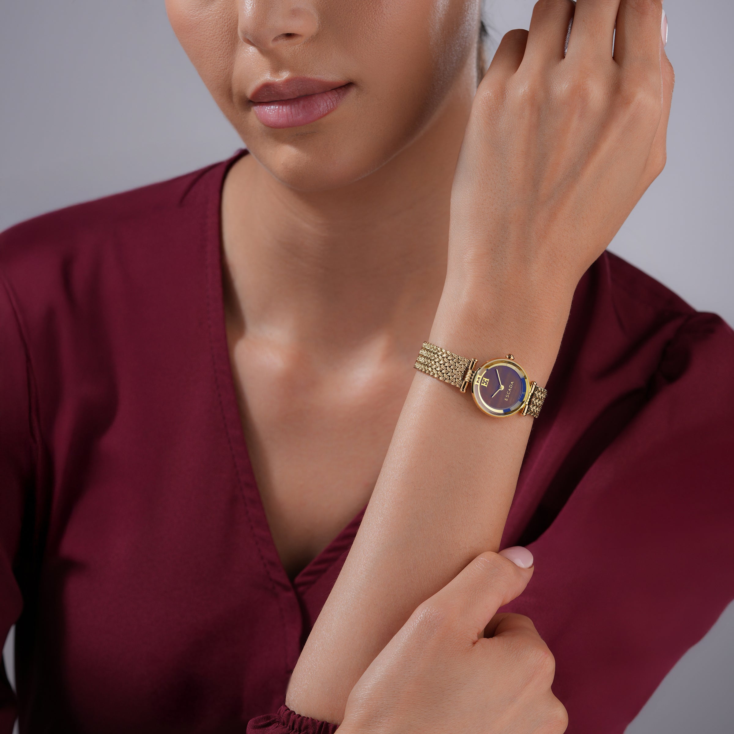 Scarlet Women's Analog Watch