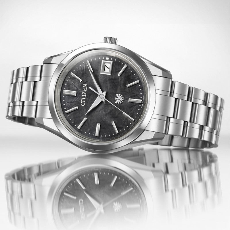 Eco-Drive ±5 Sec Annual Accuracy Super Titanium™