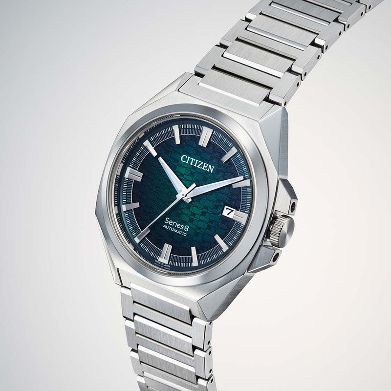 Series 8 831 NB6050-51W