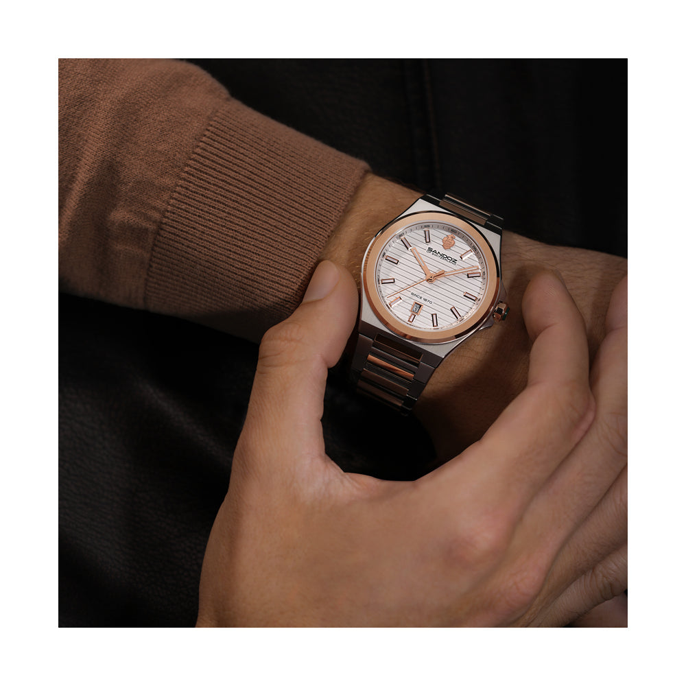 CDF 75 GENTS QUARTZ 3H DATE Silver Brushed Dial with Embossed Lines / 2-tone Silver Colour and Rose Gold Plated 316L Stainless Steel Bracelet and Butterfly Buckle
